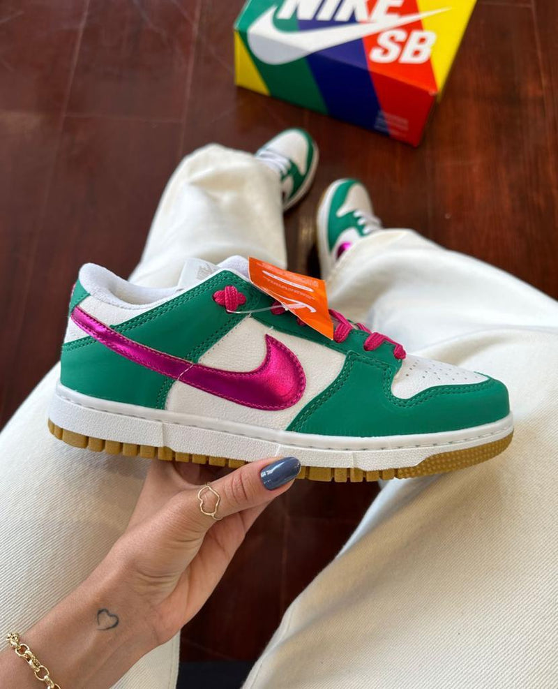 Tênis Nike DUNK Low
