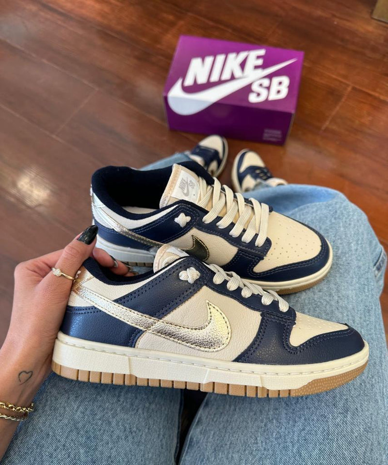 Tênis Nike DUNK Low