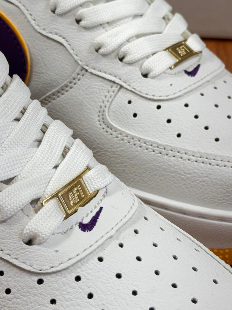 TÊNIS AIR FORCE 1 LAKERS UVA -