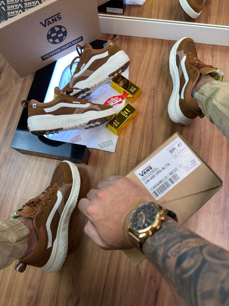 TÊNIS VANS ULTRARANGE NEO VR3 MARROM
