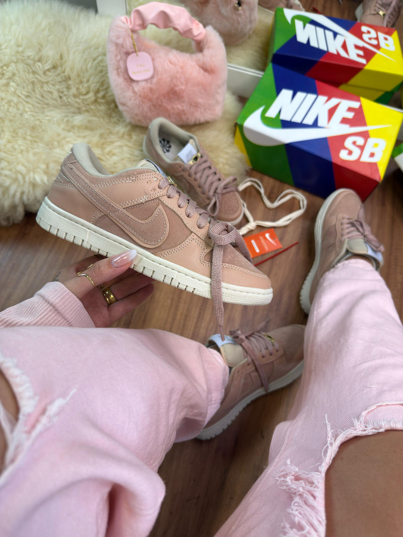 Tênis Nike DUNK Linha luxo